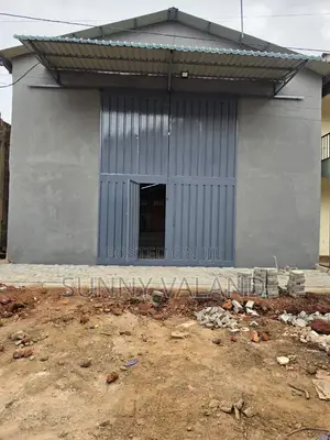 500sqm Commercial Warehouse for Rent