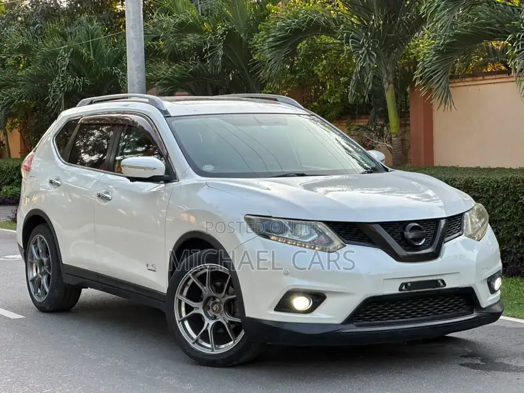 Nissan X-Trail 2015 White