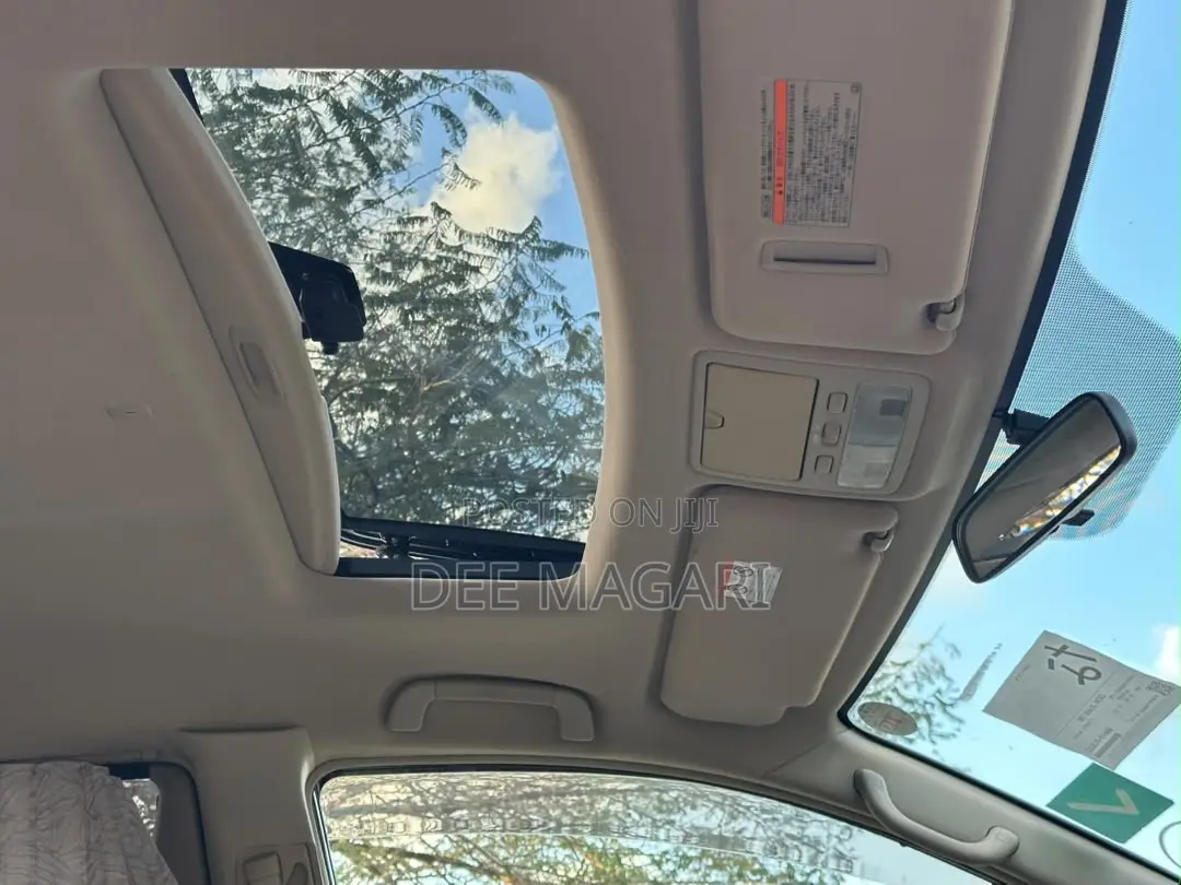 Toyota Alphard 2005 White