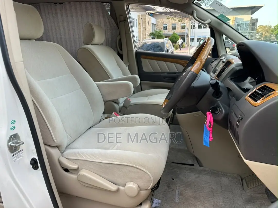 Toyota Alphard 2005 White