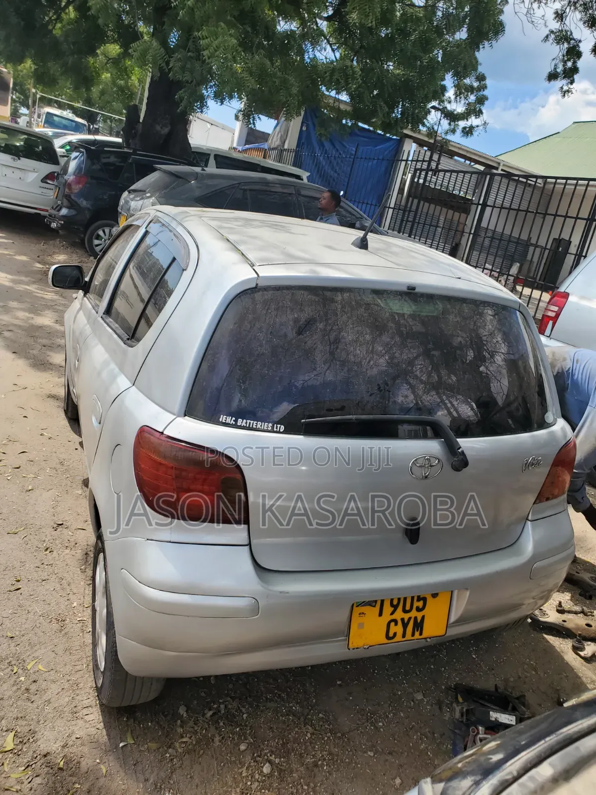 Toyota Vitz 2003 Silver