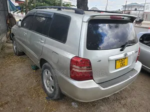 Toyota Kluger 2004 Silver