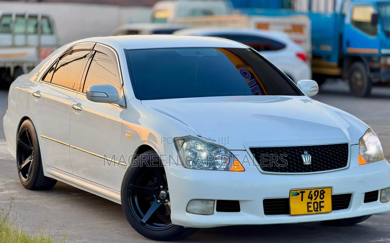 Toyota Crown 2006 White