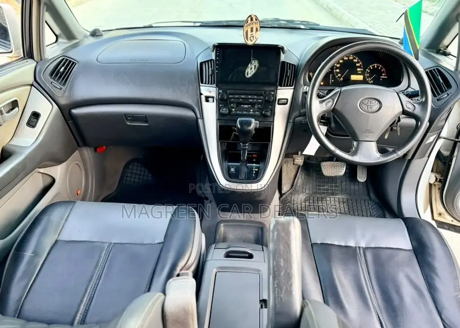 Toyota Harrier 2007 Gold