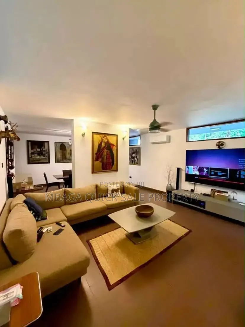 3bdrm House in Masaki for rent