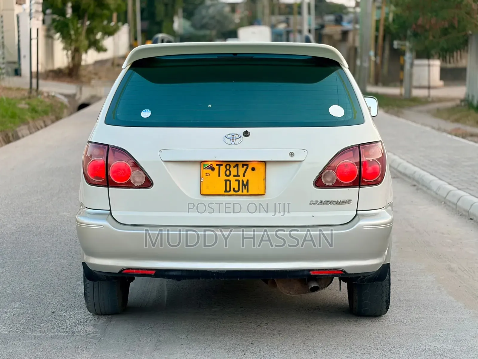 Toyota Harrier 2004 White
