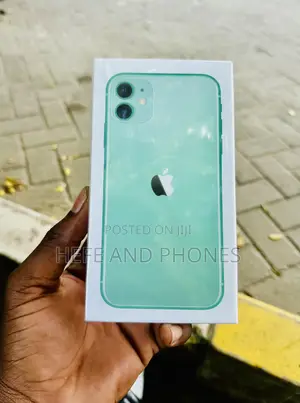 New Apple iPhone 11 128 GB Green