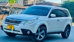 Subaru Forester 2009 White
