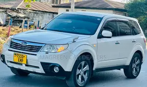 Subaru Forester 2009 White