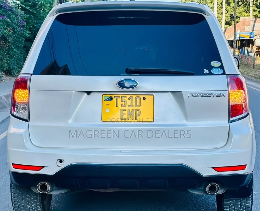Subaru Forester 2009 White
