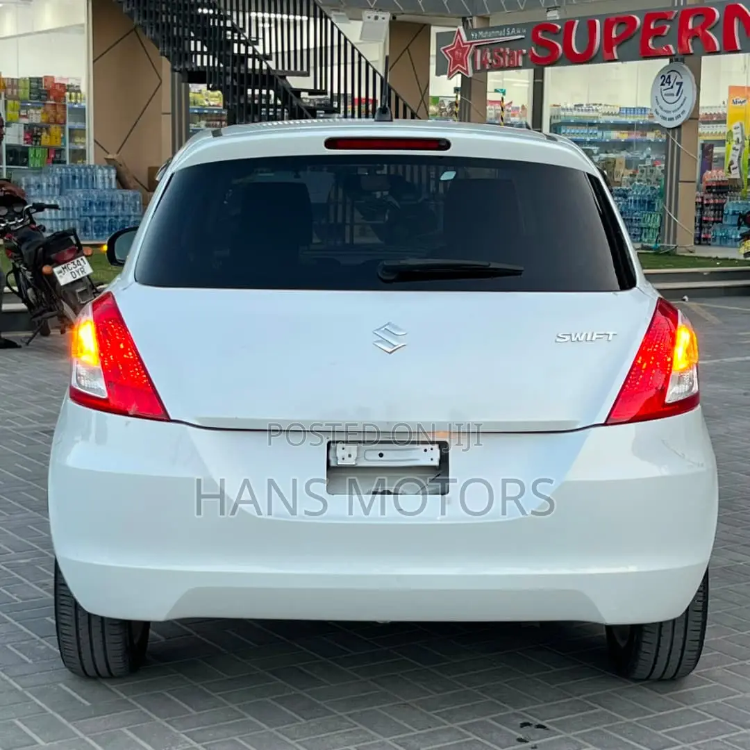 Suzuki Swift 2012 White