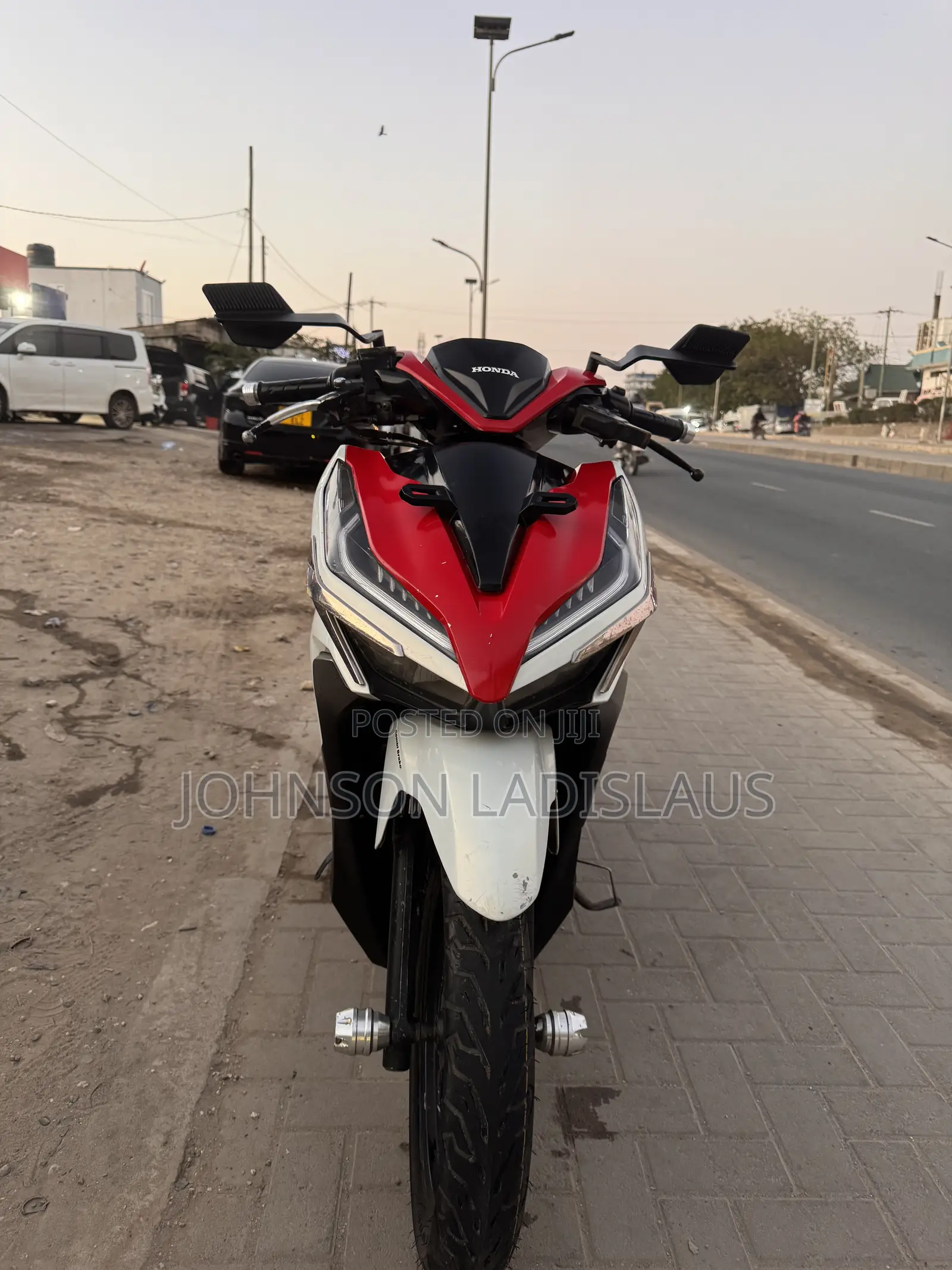 Honda Vario 2022 White