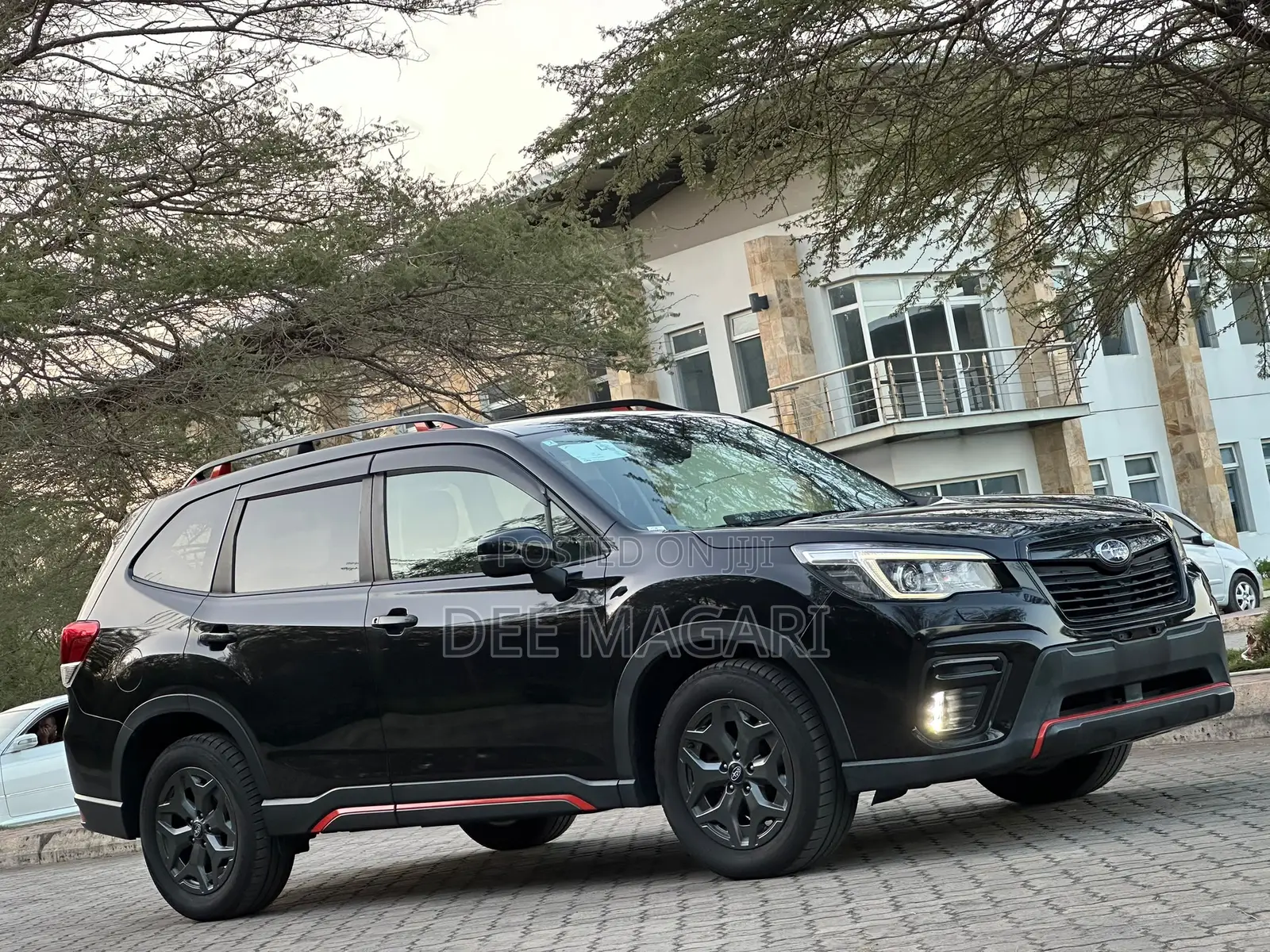 Subaru Forester Premium AWD 2019 Black