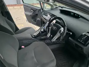 Toyota Prius 2011 Silver