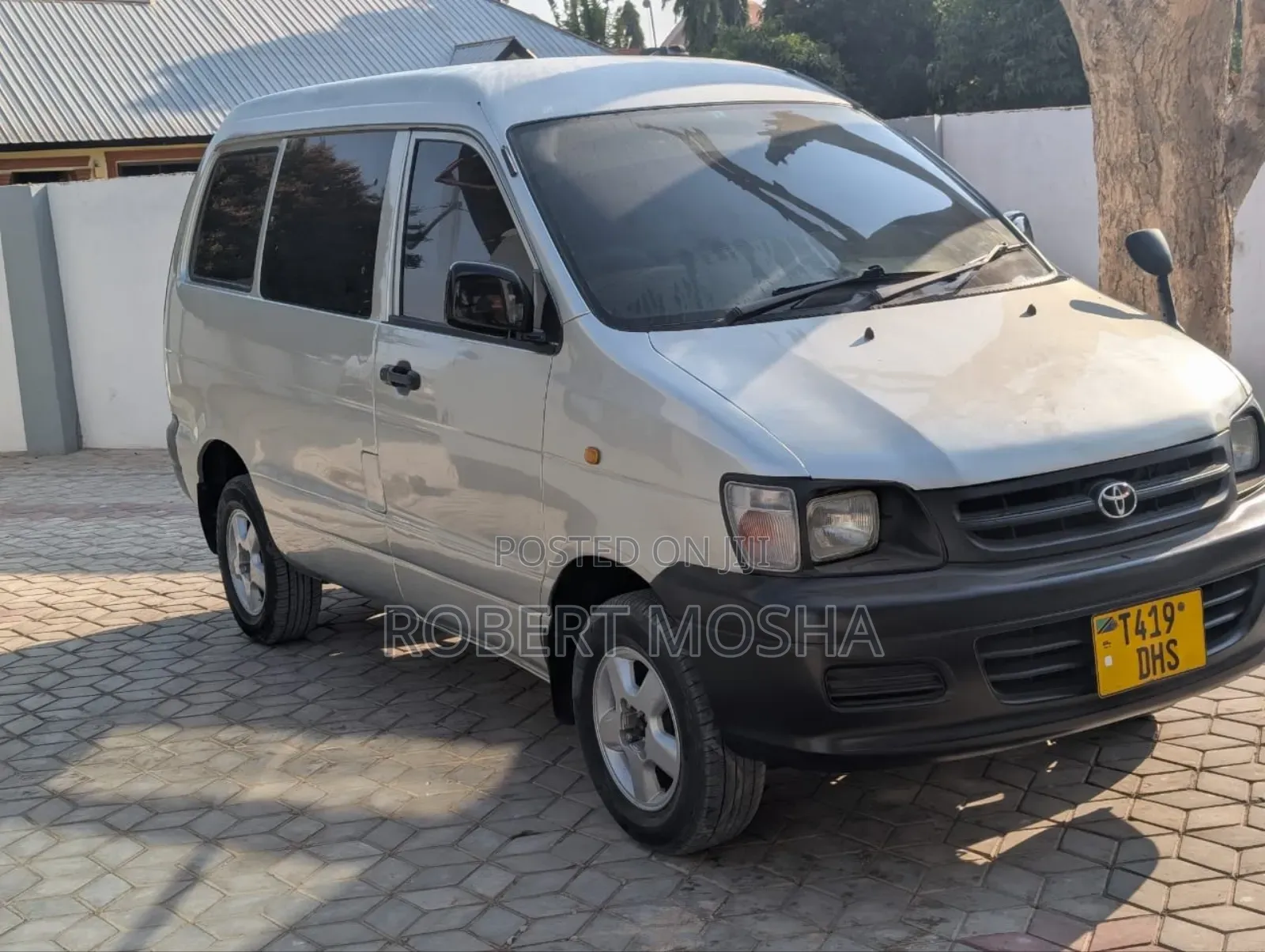 Toyota TownAce Noah 2001 Silver
