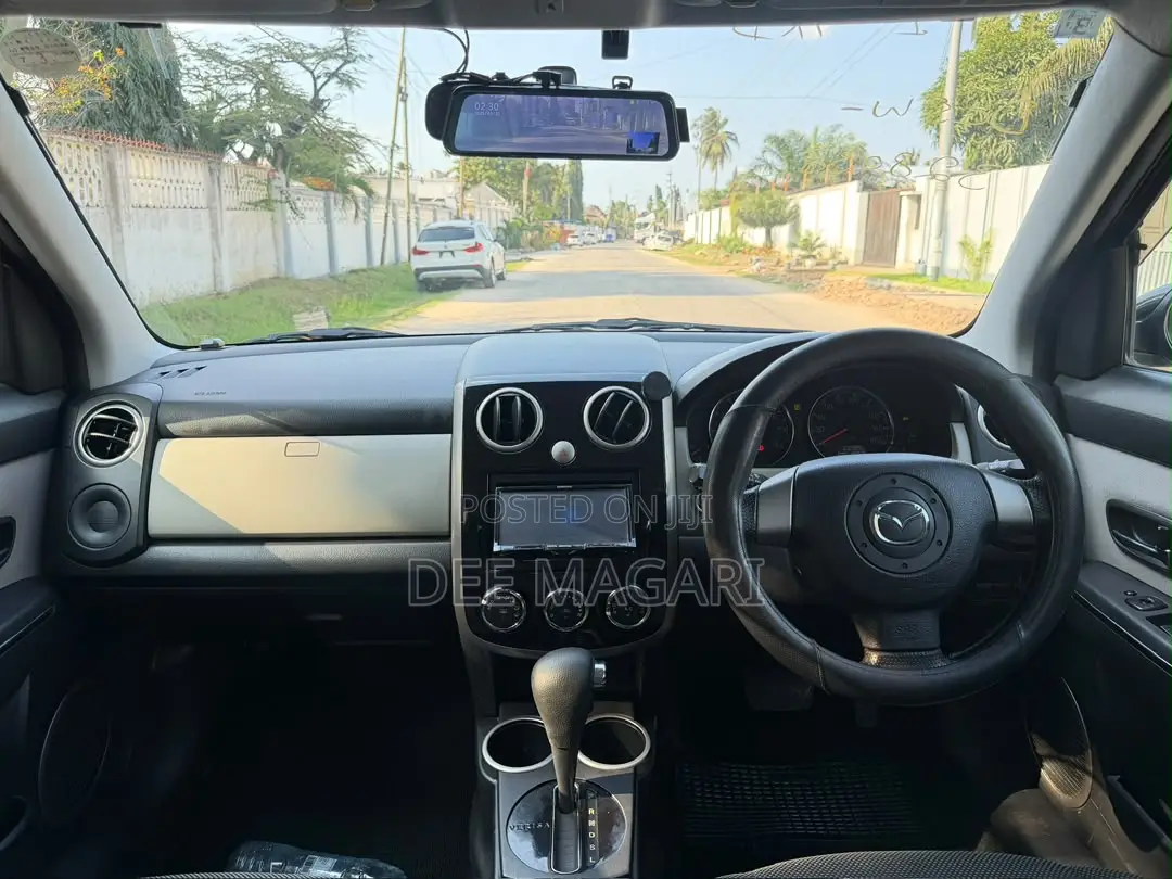 Mazda Verisa 2007 Black