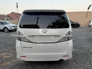 Toyota Vellfire 2012 White