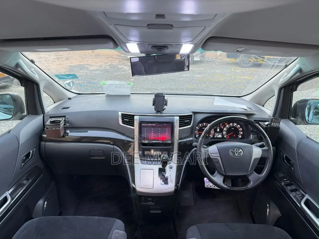 Toyota Vellfire 2012 White