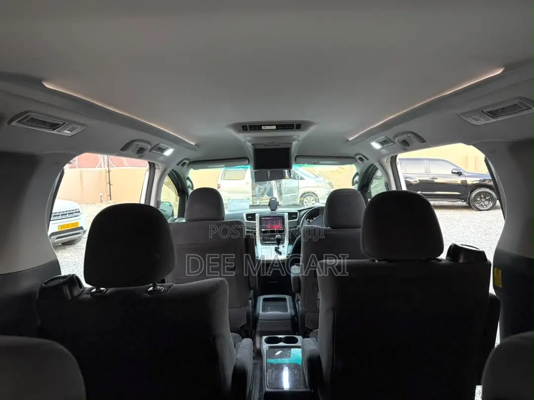 Toyota Vellfire 2012 White
