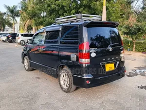 Toyota Noah 2007 Black