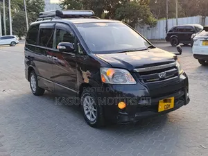 Toyota Noah 2007 Black