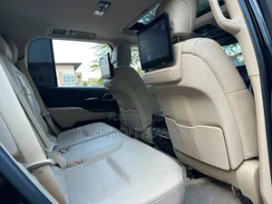 Toyota Land Cruiser 2023 Black
