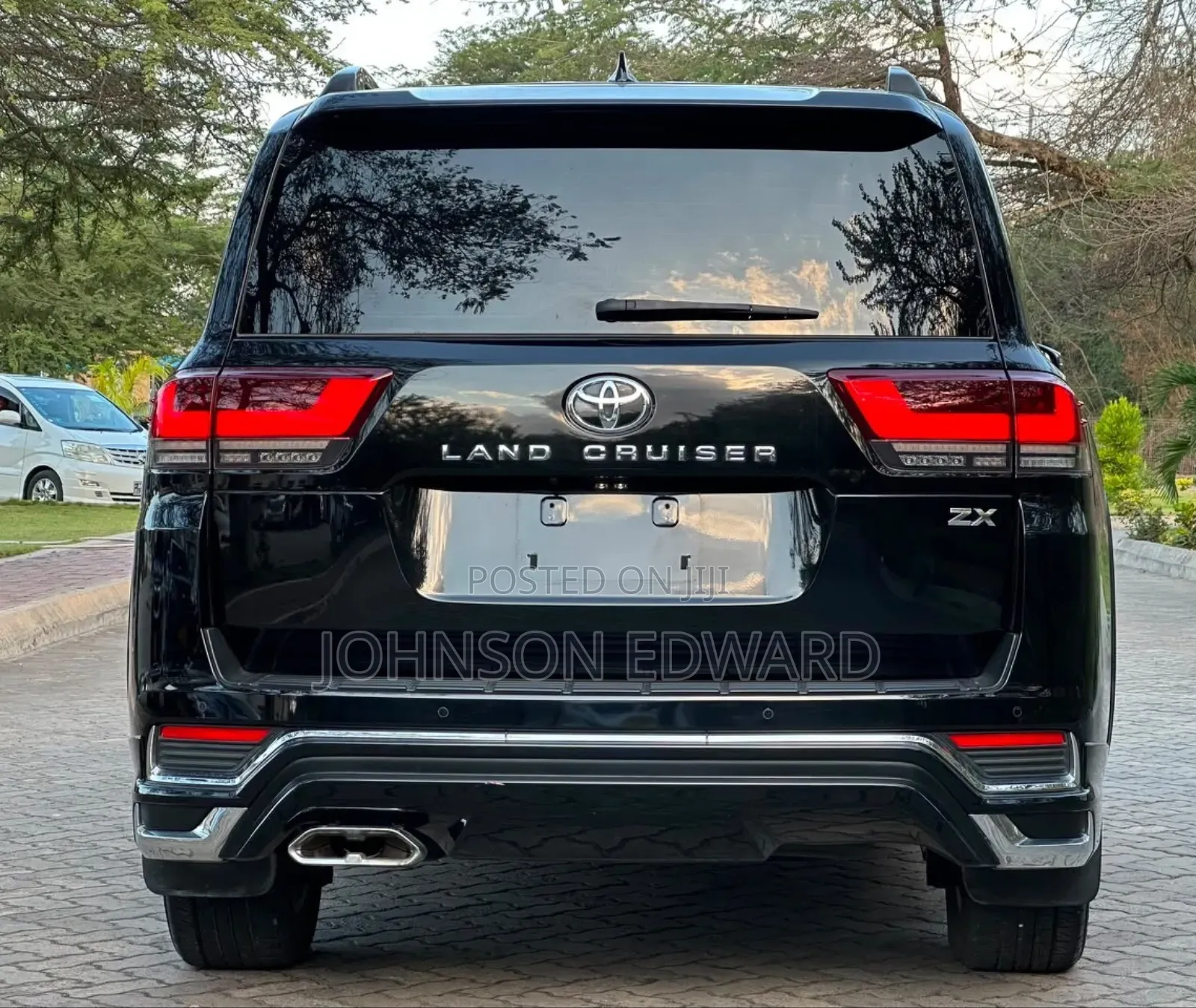 Toyota Land Cruiser 2023 Black