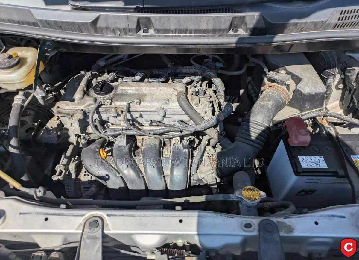 Toyota Noah 2007 Silver