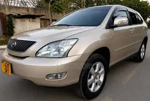 Toyota Harrier 2005 Gold
