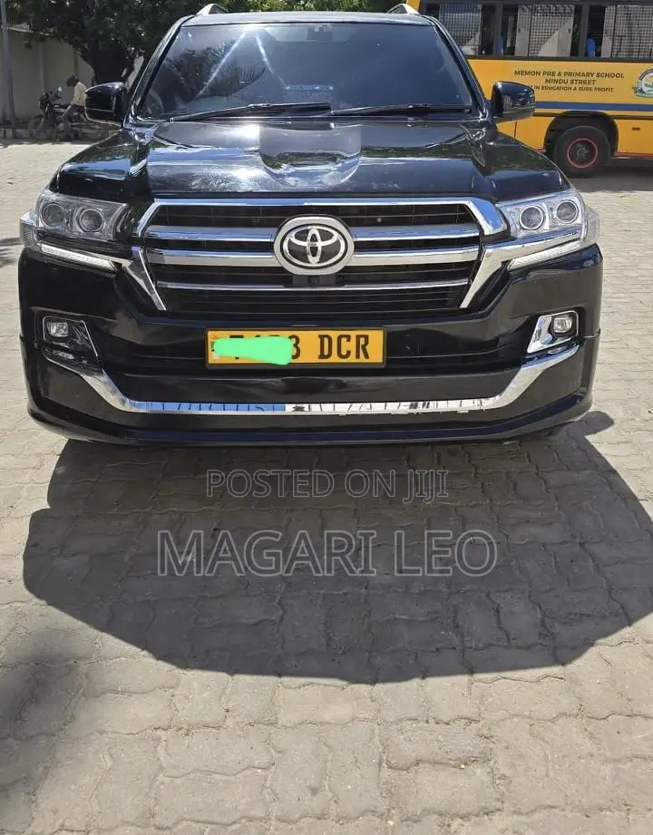 Toyota Land Cruiser 4.5 V8 VXR 2010 Black