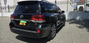 Toyota Land Cruiser 4.5 V8 VXR 2010 Black