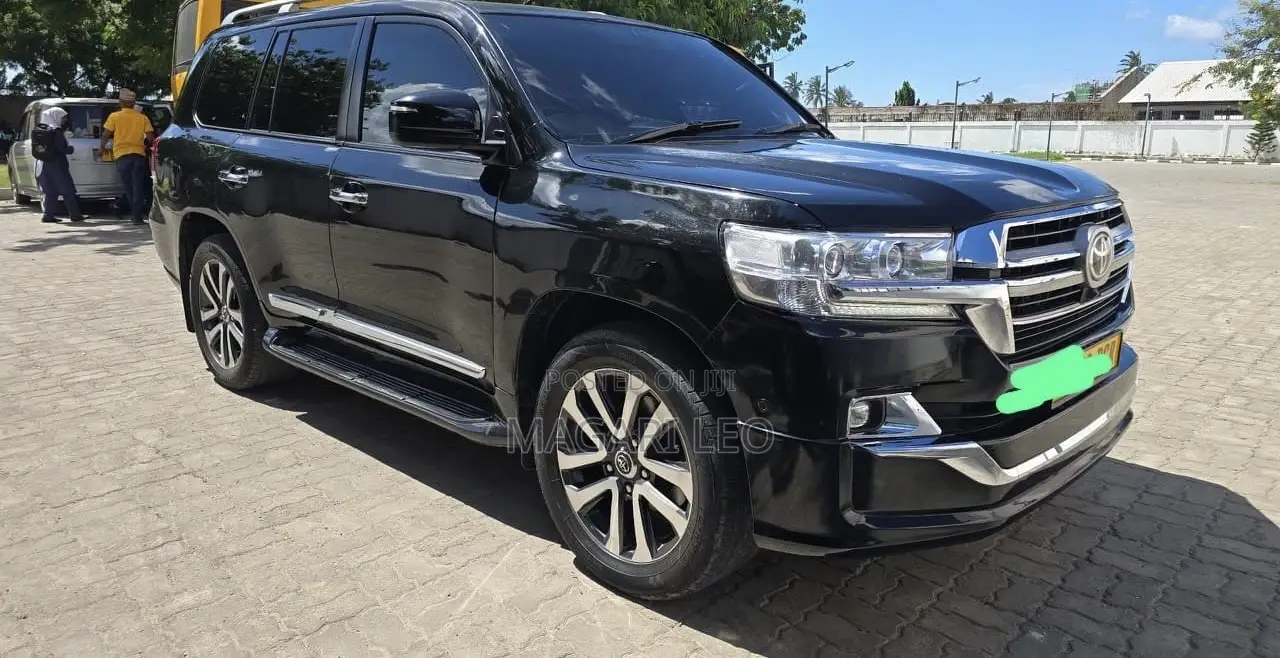 Toyota Land Cruiser 4.5 V8 VXR 2010 Black