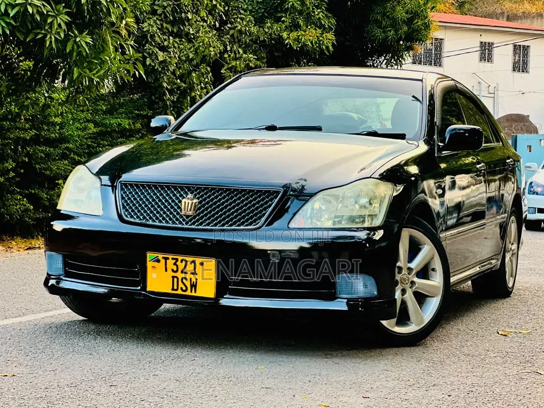 Toyota Crown 2006 Black