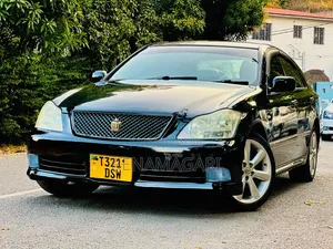 Toyota Crown 2006 Black