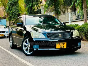 Toyota Crown 2006 Black