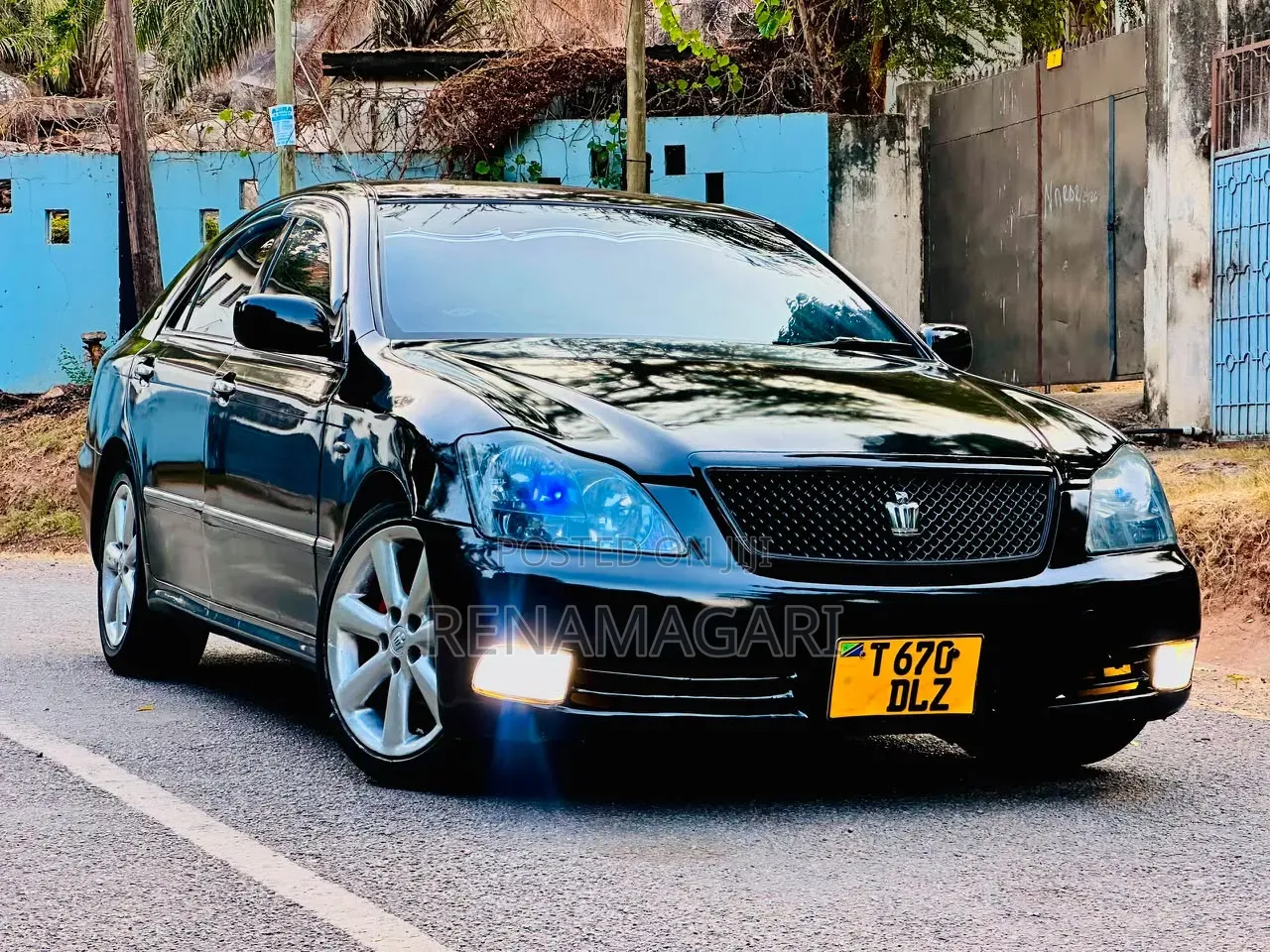 Toyota Crown 2006 Black