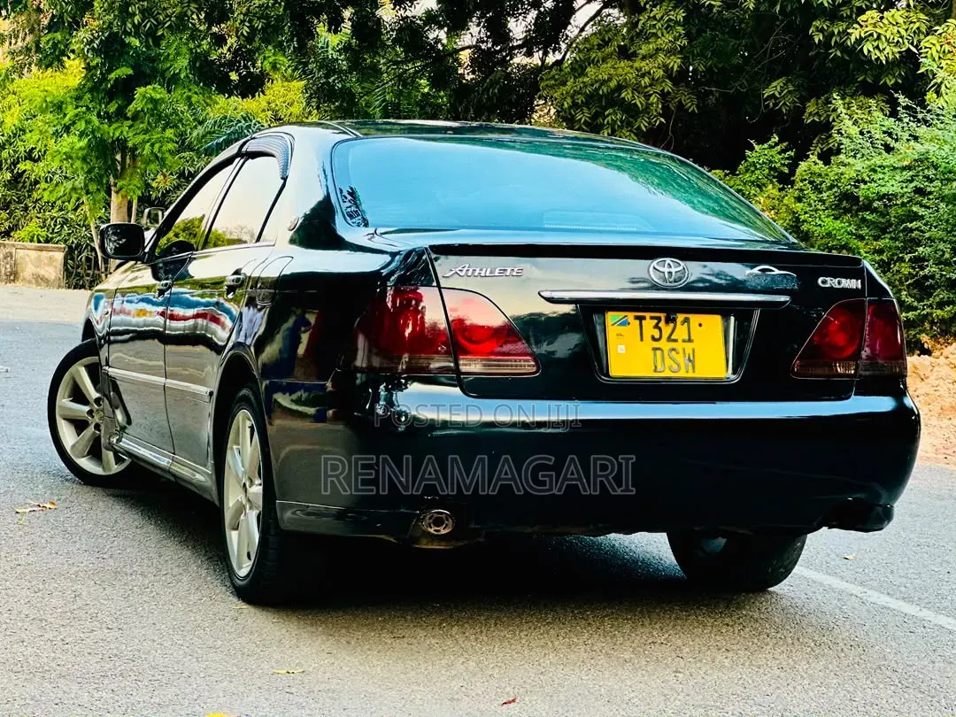 Toyota Crown 2006 Black