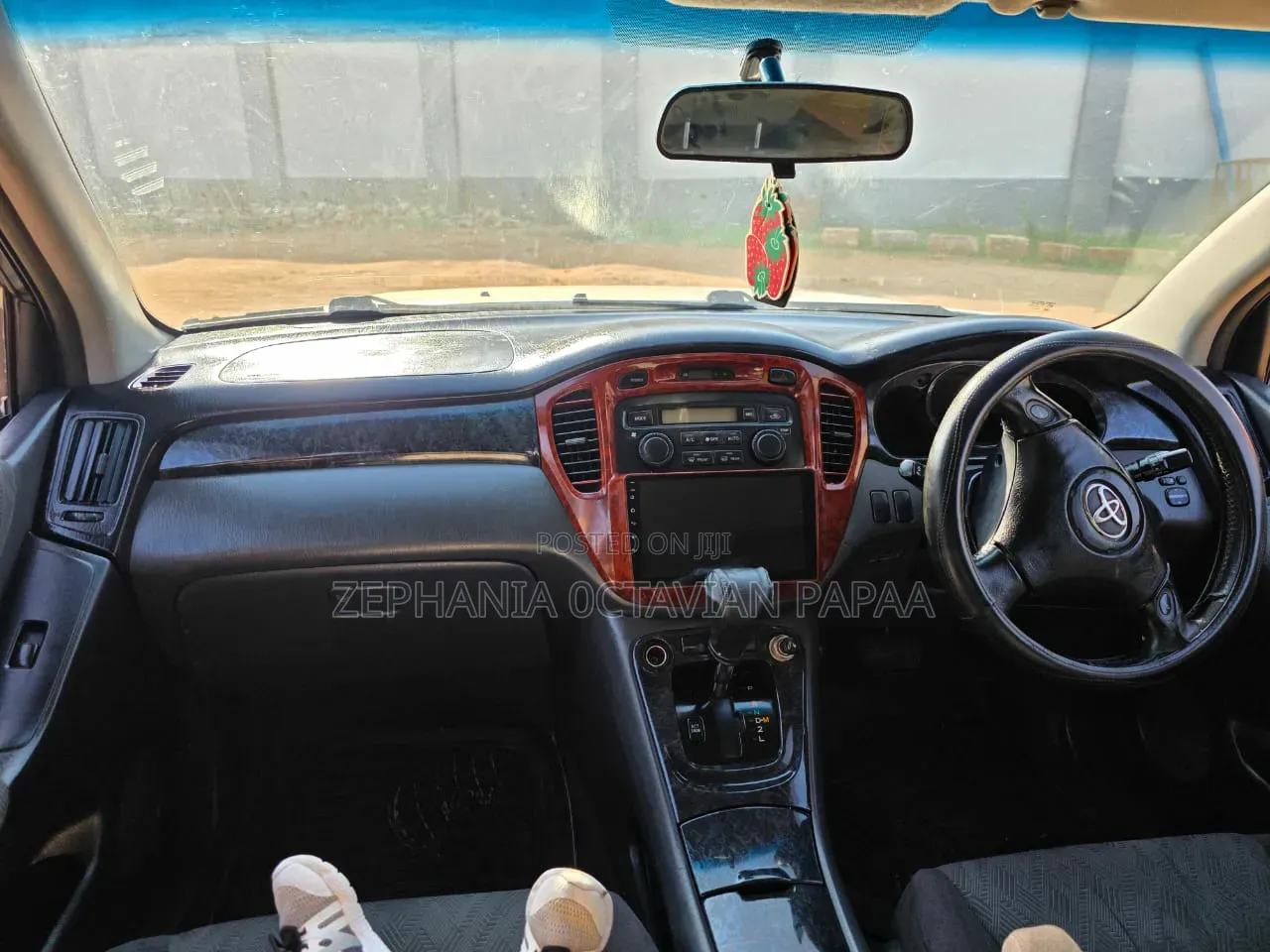 Toyota Kluger 2005 Silver