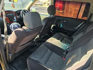 Toyota Kluger 2005 Silver
