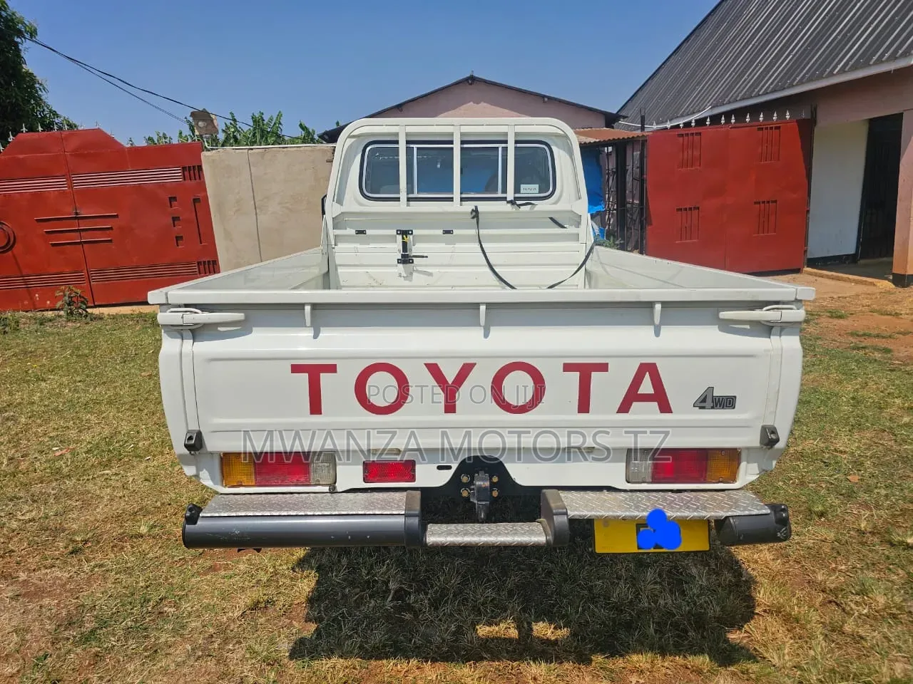Toyota Land Cruiser 2025 White