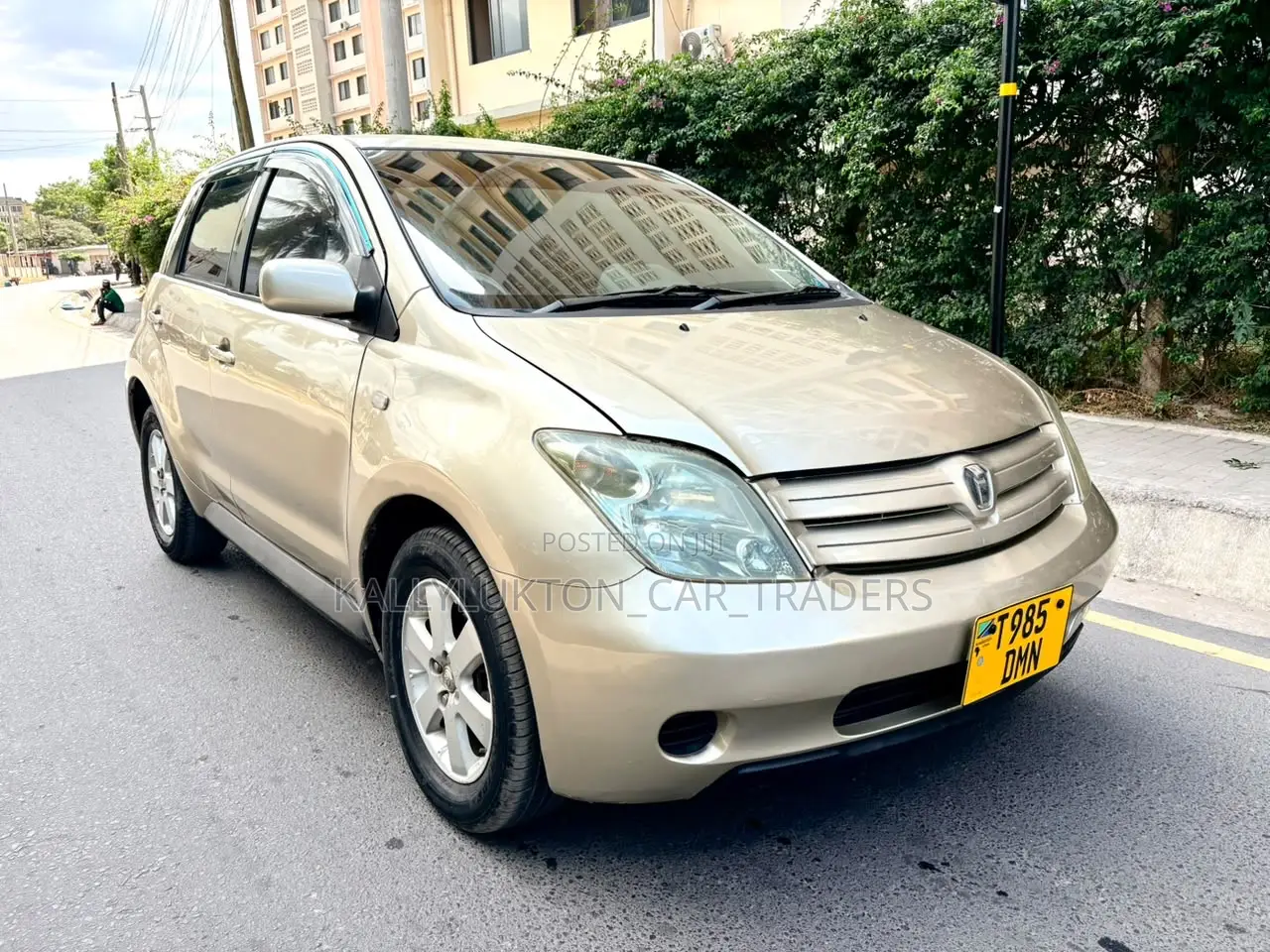 Toyota IST 2007 Gold