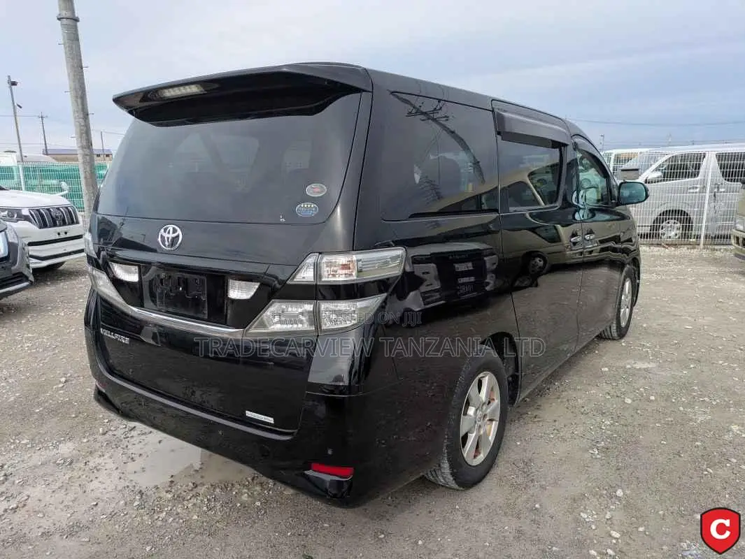 Toyota Vellfire 2009 Black