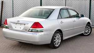 Toyota Mark II 2004 Silver