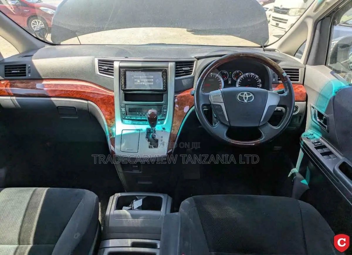 Toyota Vellfire 2010 Black