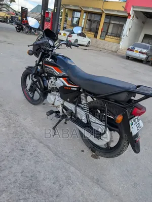 TVS HLX 125 2025 Black