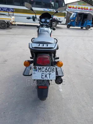 TVS HLX 125 2025 Black