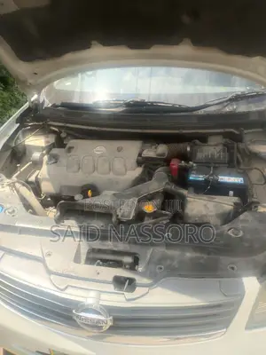 Nissan Bluebird 2008 White