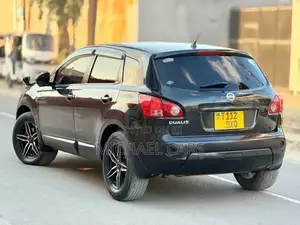 Nissan Dualis 2010 Black