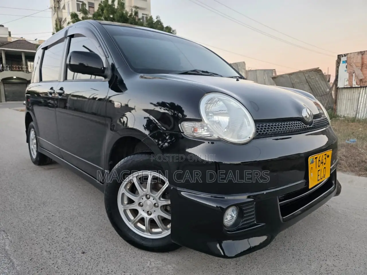 Toyota Sienta 2007 Black
