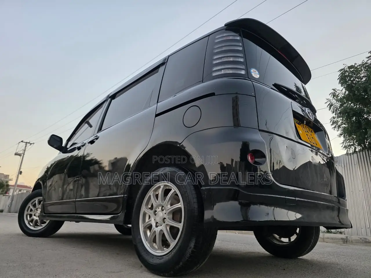 Toyota Sienta 2007 Black